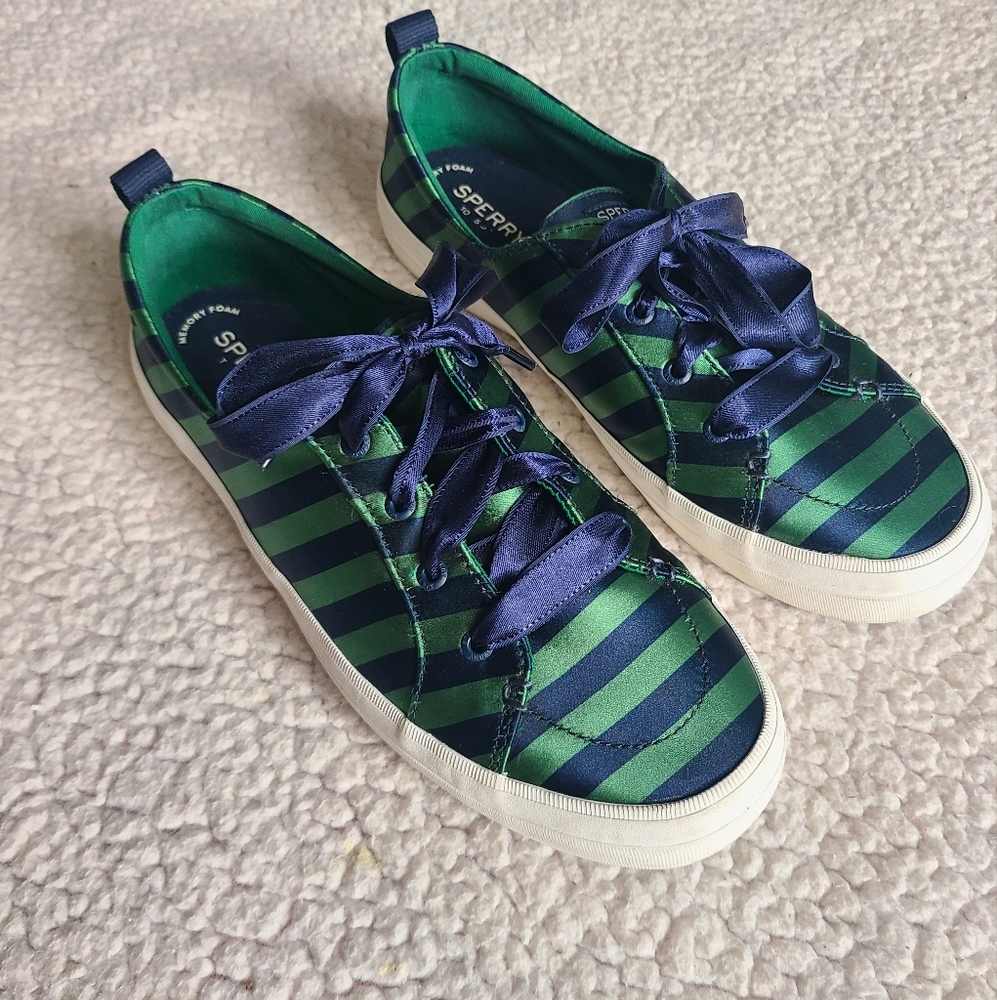 sperry crest vibe beach stripe